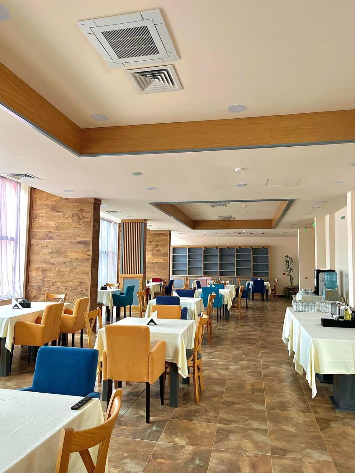 City Plaza 博泰夫格勒 外观 照片